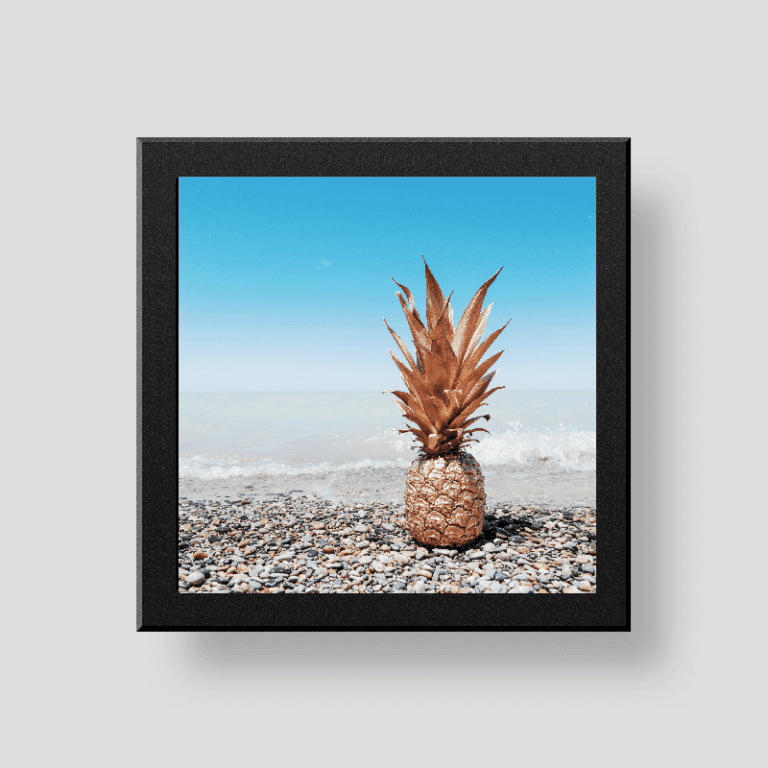 Golden pineapple wall/desk décor frame